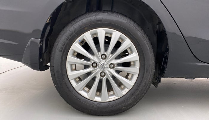 2018 Maruti Ciaz DELTA 1.5 SHVS MT PETROL, Petrol, Manual, 64,764 km, Right Rear Wheel