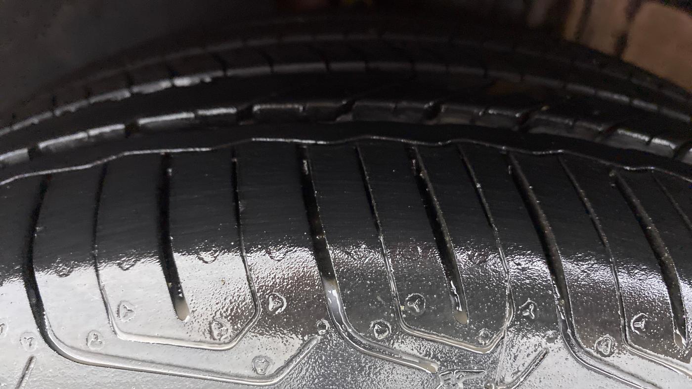 2018 Skoda Rapid Style 1.5 TDI AT, Diesel, Automatic, 43,748 km, Left Front Tyre Tread