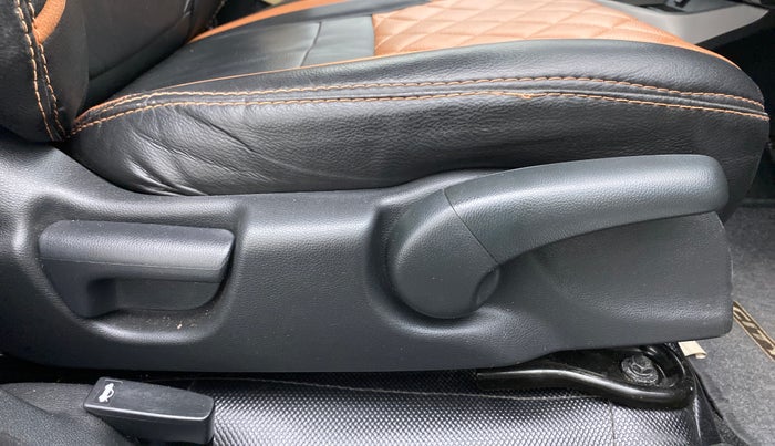2018 Honda City V MT PETROL, Petrol, Manual, 51,129 km, Driver Side Adjustment Panel