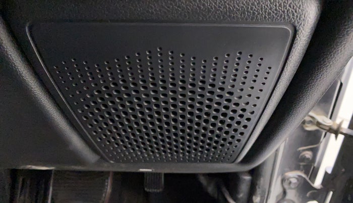 2021 Mahindra Thar LX PETROL HT 4WD AT, Petrol, Automatic, 8,373 km, Speaker