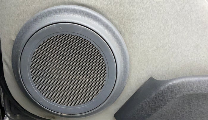 2018 Maruti Alto 800 LXI, Petrol, Manual, 1,42,346 km, Speakers