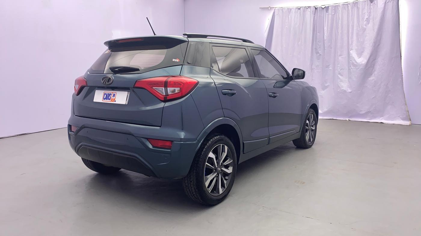 2021 Mahindra XUV300 W8 (O) 1.2 PETROL AMT, Petrol, Automatic, 29,784 km, Right Back Diagonal