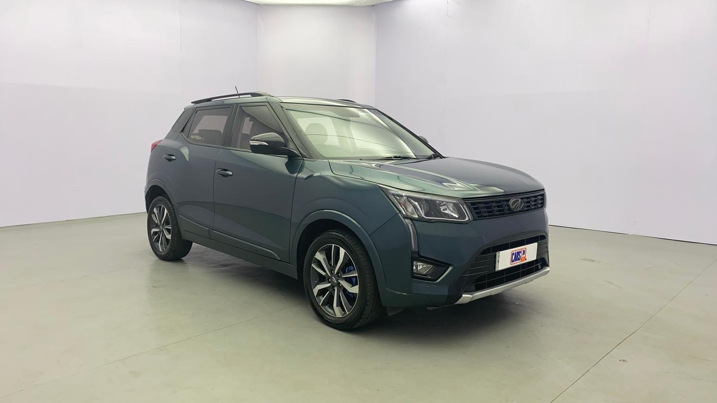 2021 Mahindra XUV300 W8 (O) 1.2 PETROL AMT, Petrol, Automatic, 29,784 km, SRP