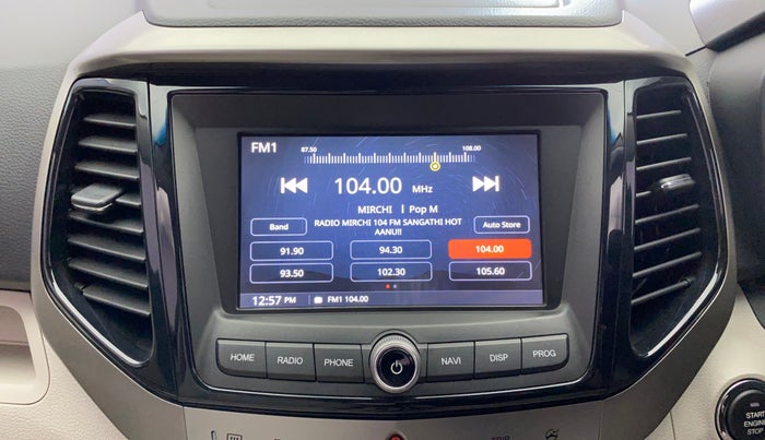 2021 Mahindra XUV300 W8 (O) 1.2 PETROL AMT, Petrol, Automatic, 29,784 km, Infotainment System