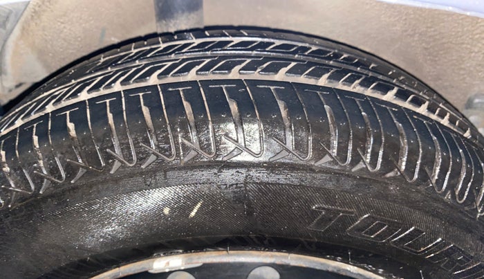 2012 Maruti Ritz VXI, Petrol, Manual, 53,465 km, Right Rear Tyre Tread