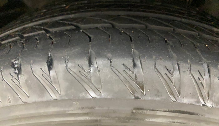 2022 Tata Safari XZA PLUS, Diesel, Automatic, 46,519 km, Left Front Tyre Tread