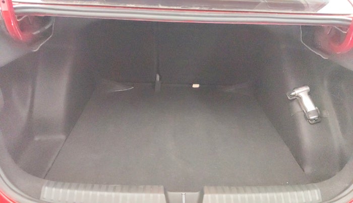 2025 Volkswagen VIRTUS GT Line 1.0L TSI AT, Petrol, Automatic, 5,719 km, Boot Inside