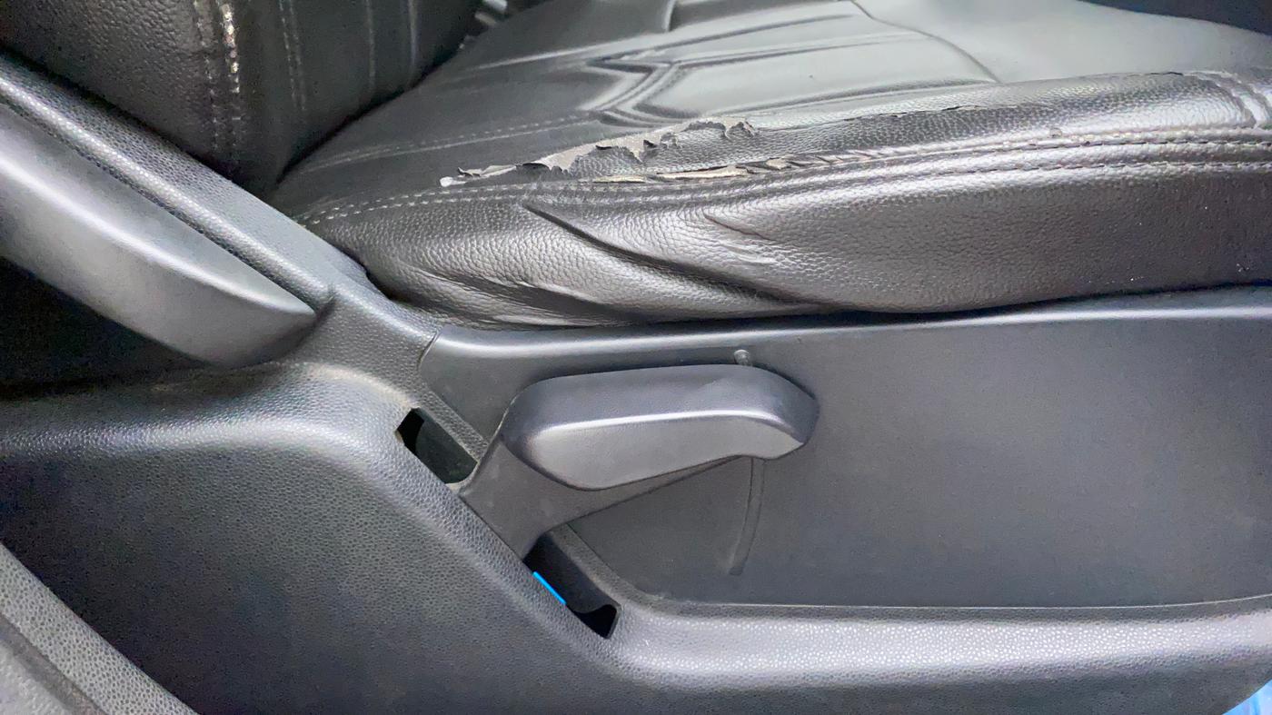 2019 Ford Ecosport TITANIUM 1.5L DIESEL, Diesel, Manual, 73,986 km, Driver Side Adjustment Panel
