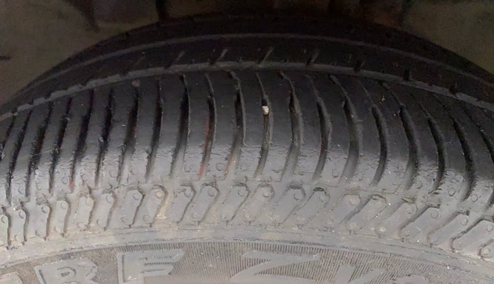 2019 Ford Ecosport TITANIUM 1.5L DIESEL, Diesel, Manual, 73,986 km, Left Front Tyre Tread