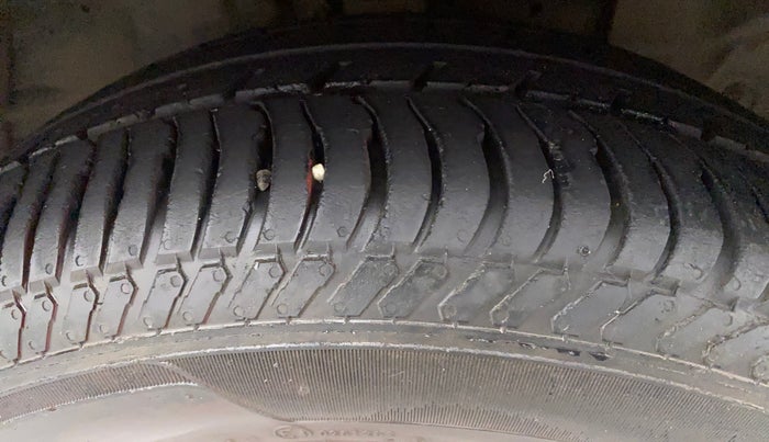 2019 Ford Ecosport TITANIUM 1.5L DIESEL, Diesel, Manual, 73,986 km, Right Front Tyre Tread