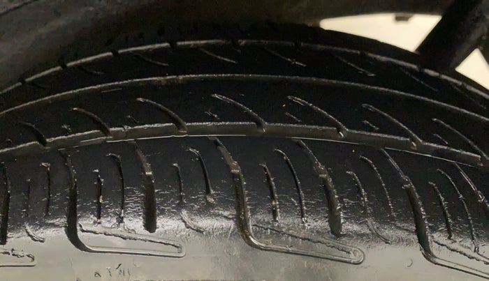 2018 Maruti Wagon R 1.0 VXI+ (O) MT, Petrol, Manual, 33,300 km, Left Rear Tyre Tread