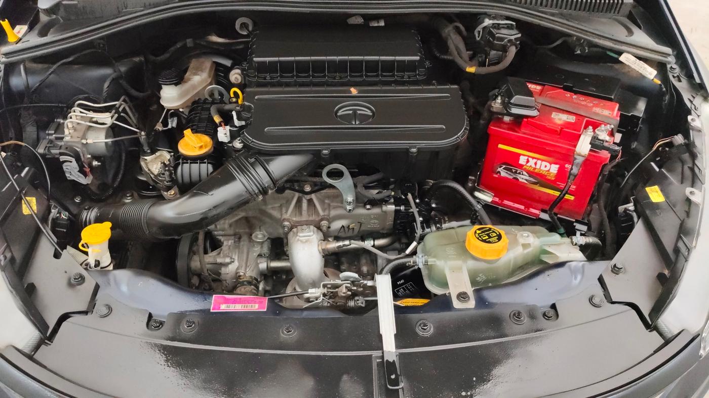 2021 Tata TIGOR XZA PLUS PETROL, Petrol, Automatic, 34,973 km, Engine View