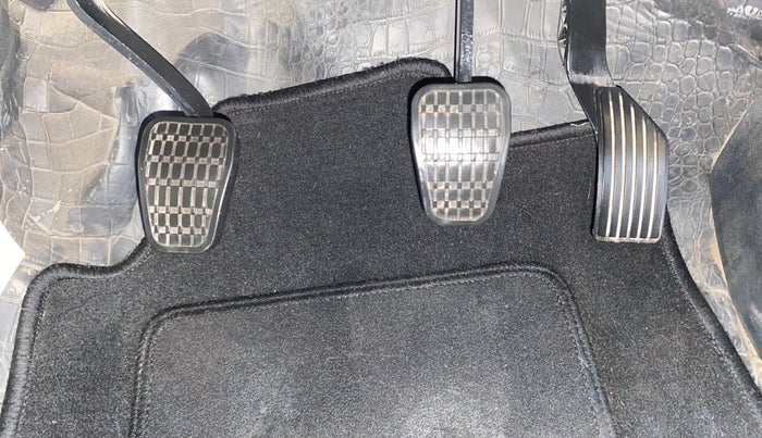 2022 Tata NEXON XZ PLUS PETROL, Petrol, Manual, 28,011 km, Pedals