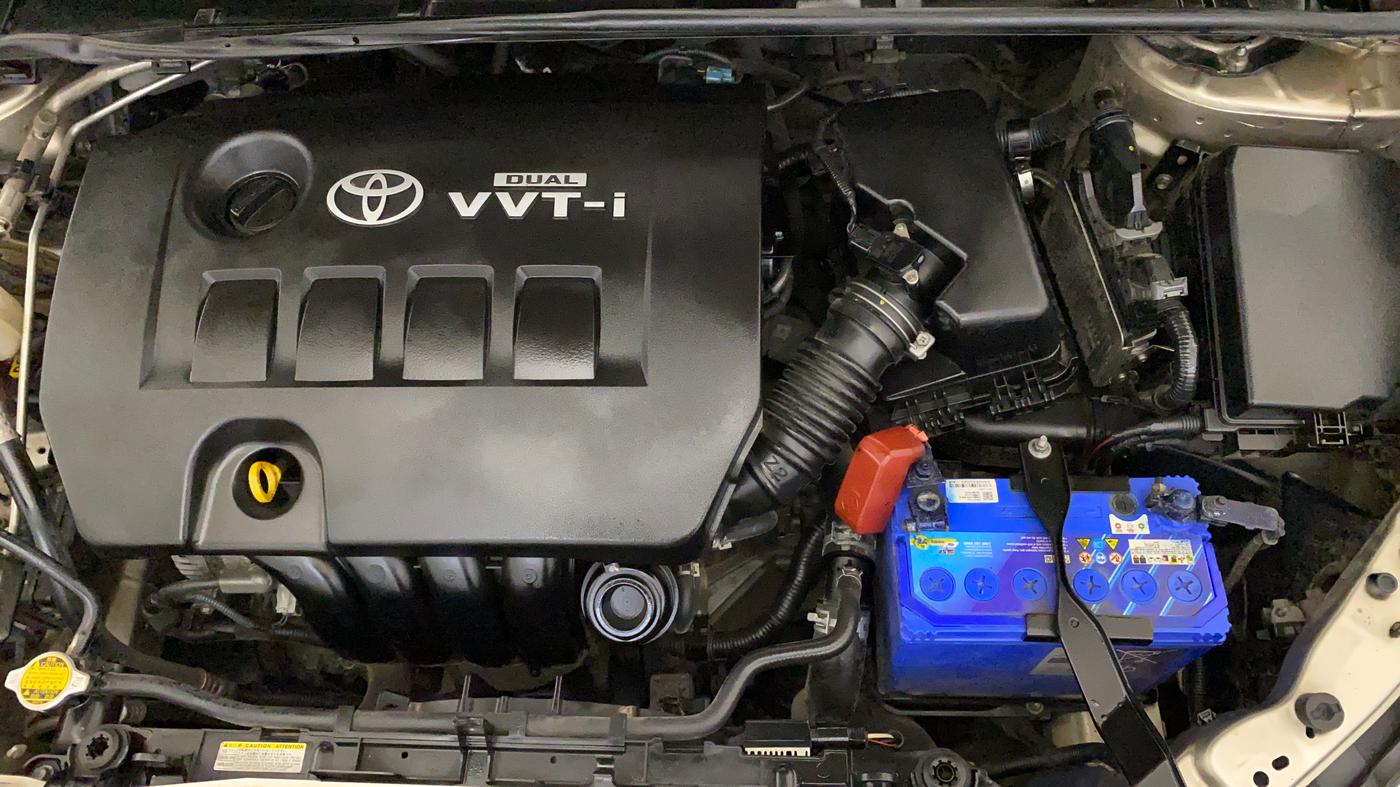 2015 Toyota Corolla Altis G PETROL, Petrol, Manual, 68,923 km, Engine View - Left