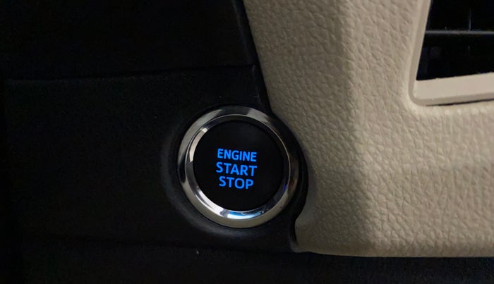 2015 Toyota Corolla Altis G PETROL, Petrol, Manual, 68,892 km, Keyless Start/ Stop Button