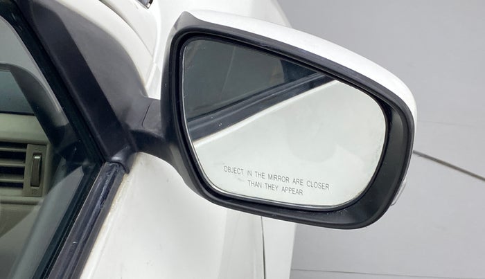 2018 Maruti Dzire VDI, Diesel, Manual, 97,390 km, Right rear-view mirror - Mirror motor not working