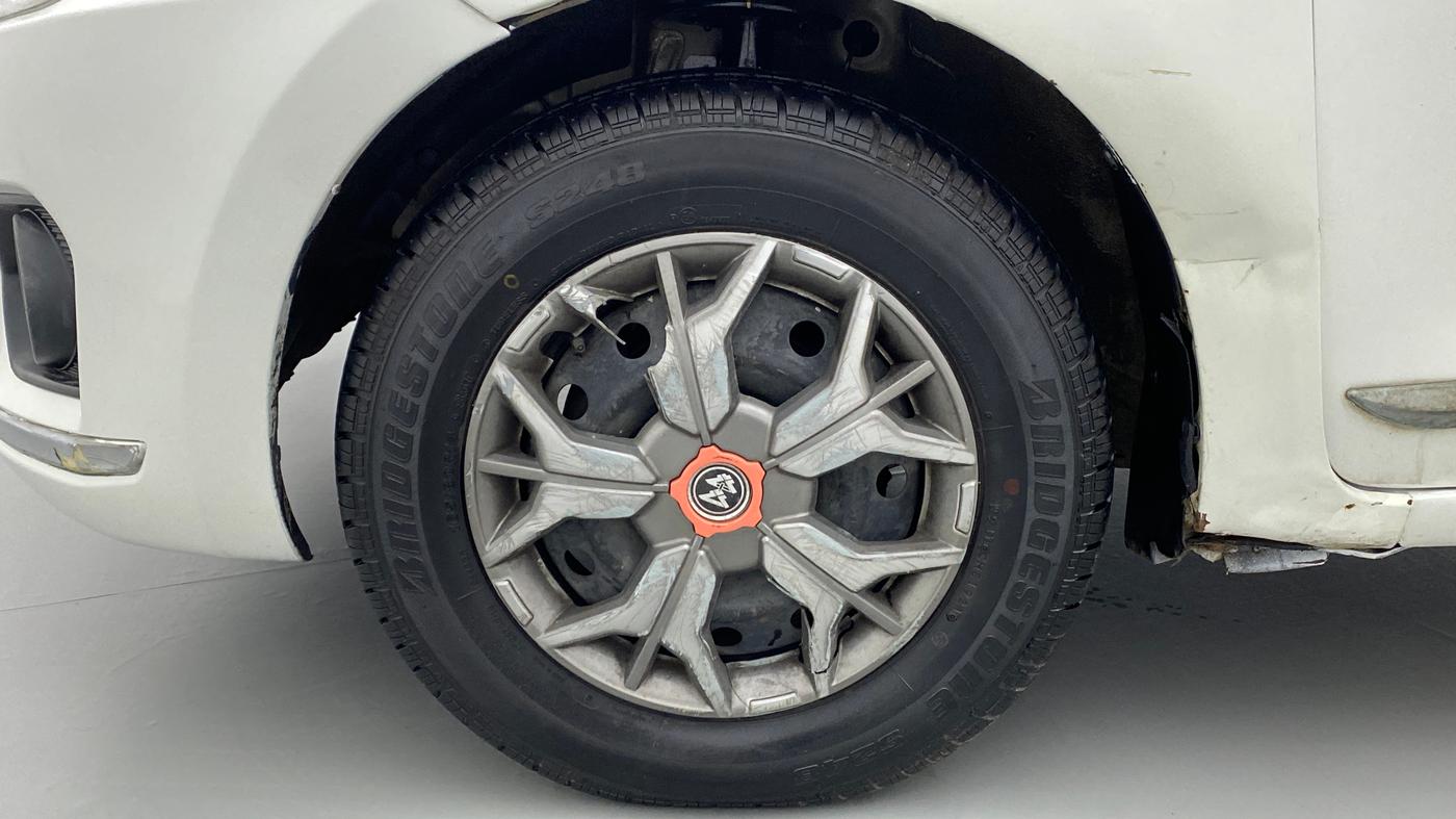 2018 Maruti Dzire VDI, Diesel, Manual, 97,390 km, Left Front Wheel