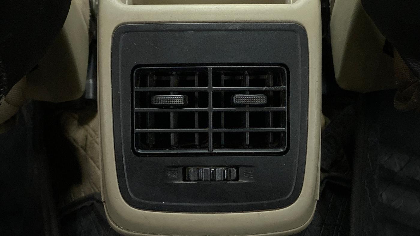 2018 Maruti Dzire VDI, Diesel, Manual, 97,390 km, Rear AC Vents