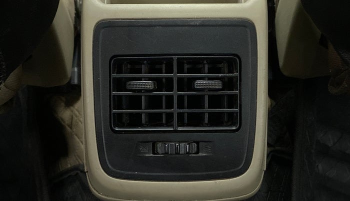 2018 Maruti Dzire VDI, Diesel, Manual, 97,390 km, Rear AC Vents