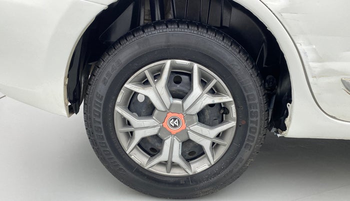 2018 Maruti Dzire VDI, Diesel, Manual, 97,390 km, Right Rear Wheel