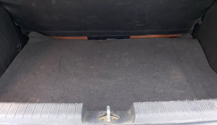 2018 Hyundai i20 Active 1.2 SX DUAL TONE, Petrol, Manual, 72,011 km, Boot Inside