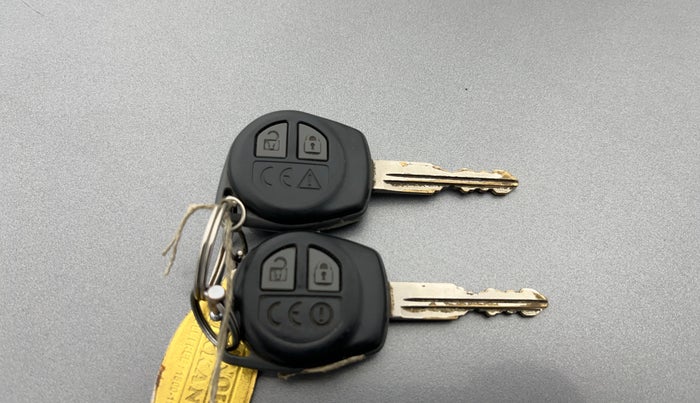 2014 Maruti Ciaz VXI, Petrol, Manual, 39,318 km, Key Close Up