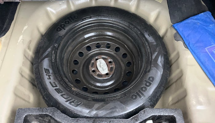 2014 Maruti Ciaz VXI, Petrol, Manual, 39,318 km, Spare Tyre