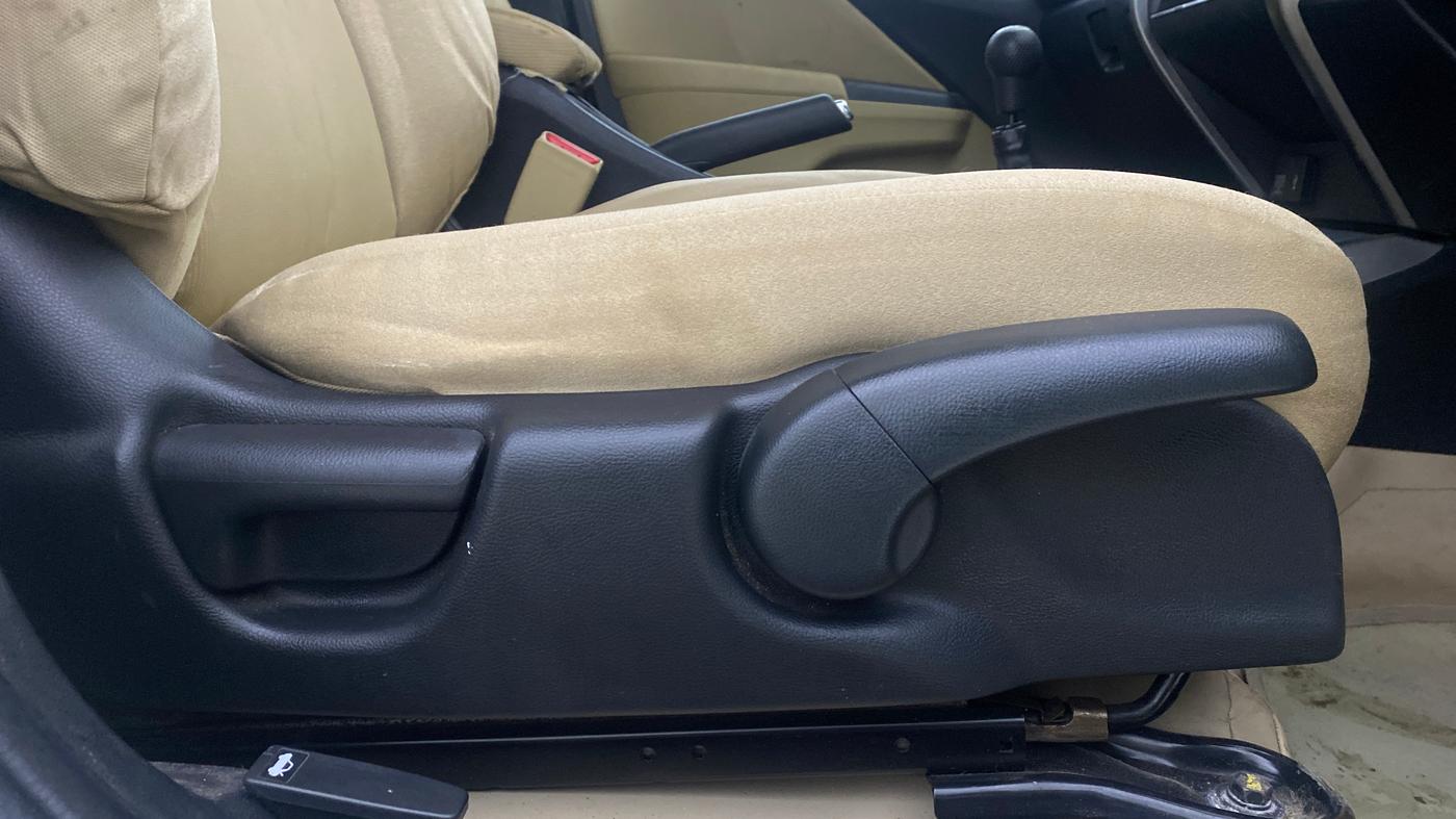 2015 Honda City 1.5L I-VTEC SV CVT, Petrol, Automatic, 66,524 km, Driver Side Adjustment Panel