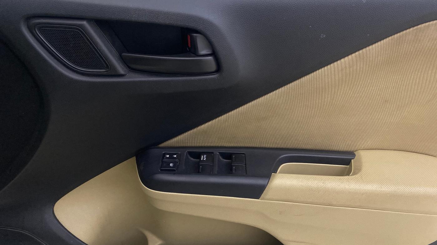 2015 Honda City 1.5L I-VTEC SV CVT, Petrol, Automatic, 66,524 km, Driver Side Door Panels Control