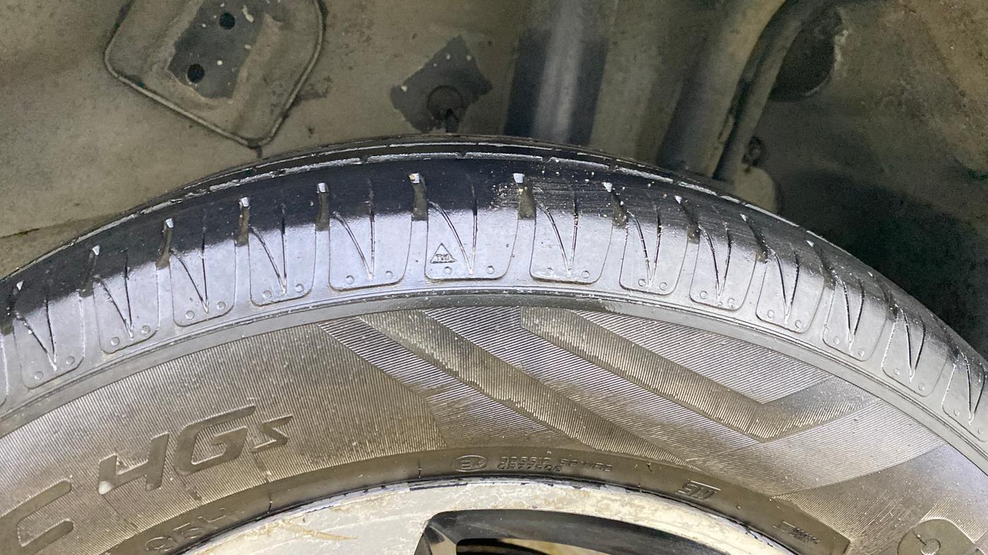 2017 Tata NEXON XZ PLUS PETROL, Petrol, Manual, 86,660 km, Left Rear Tyre Tread