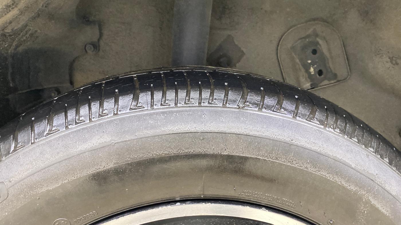 2017 Tata NEXON XZ PLUS PETROL, Petrol, Manual, 86,660 km, Right Rear Tyre Tread