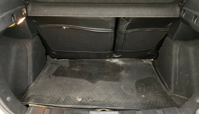 2017 Tata NEXON XZ PLUS PETROL, Petrol, Manual, 86,660 km, Boot Inside