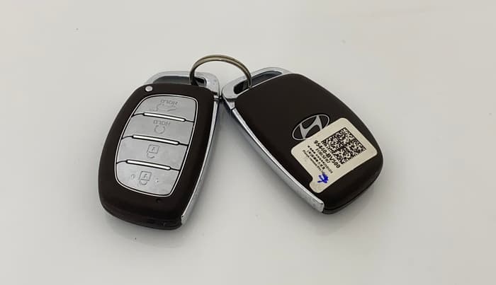 2025 Hyundai Creta SX 1.5 PETROL, Petrol, Manual, 19,691 km, Key Close Up