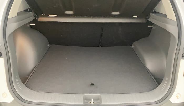 2025 Hyundai Creta SX 1.5 PETROL, Petrol, Manual, 19,691 km, Boot Inside