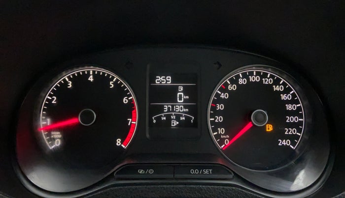 2018 Volkswagen Polo HIGHLINE PLUS 1.0 16 ALLOY, Petrol, Manual, 37,130 km, Odometer Image