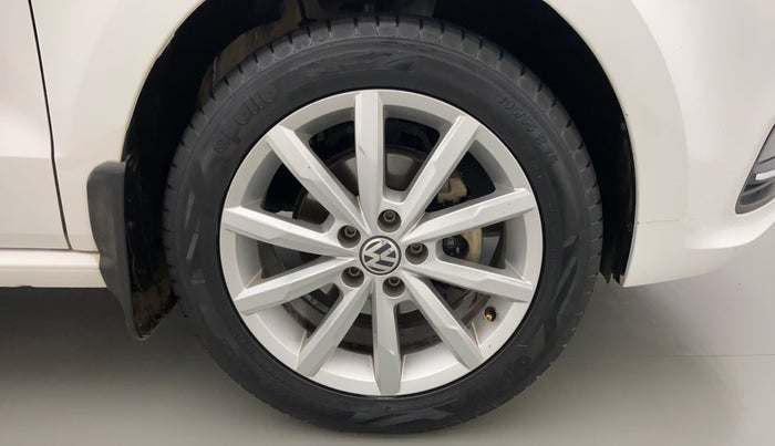 2018 Volkswagen Polo HIGHLINE PLUS 1.0 16 ALLOY, Petrol, Manual, 37,130 km, Right Front Wheel