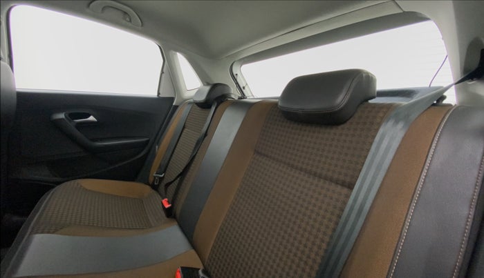 2018 Volkswagen Polo HIGHLINE PLUS 1.0 16 ALLOY, Petrol, Manual, 37,130 km, Right Side Rear Door Cabin