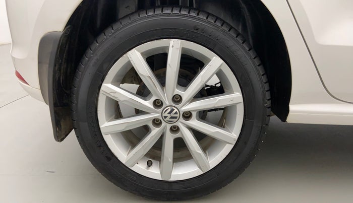 2018 Volkswagen Polo HIGHLINE PLUS 1.0 16 ALLOY, Petrol, Manual, 37,130 km, Right Rear Wheel