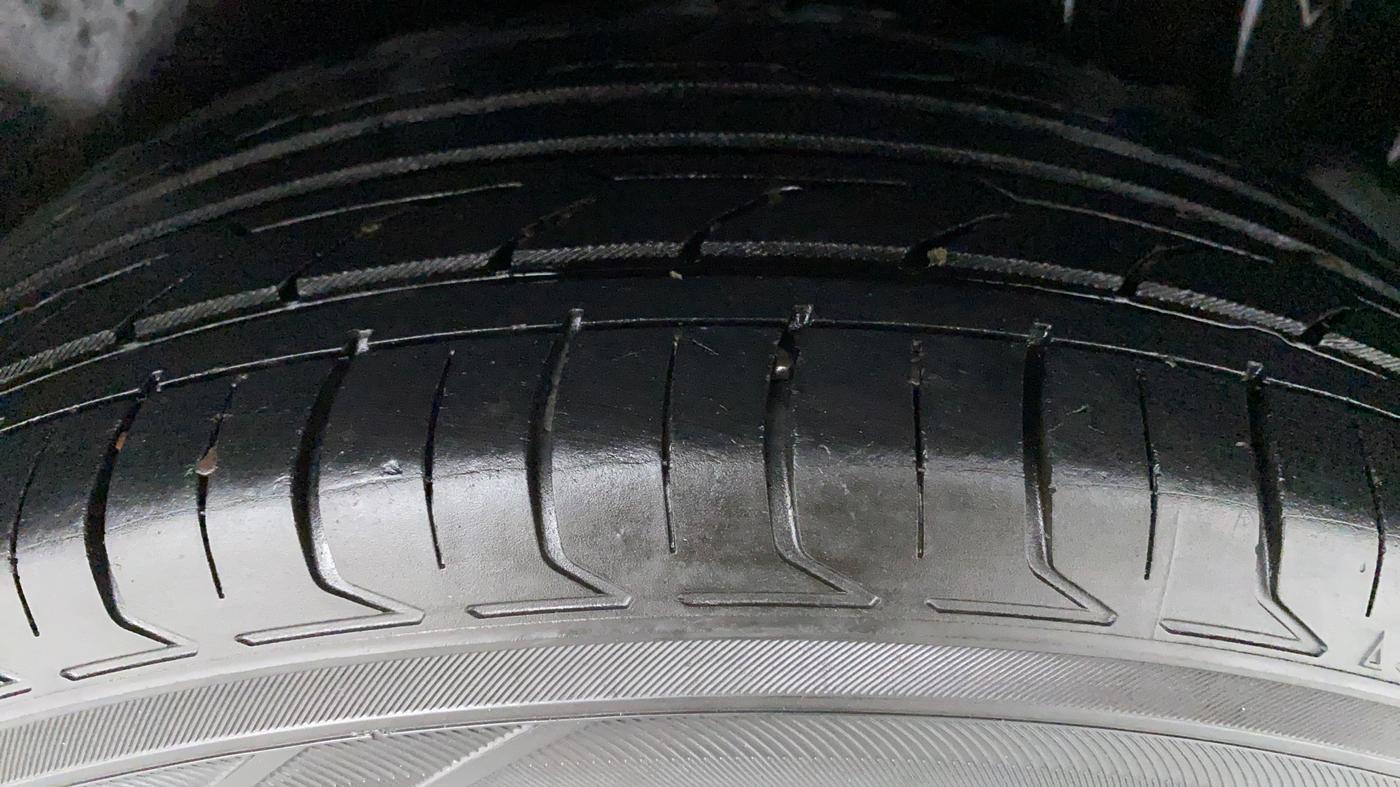 2018 Maruti S Cross ZETA 1.3 SHVS, Diesel, Manual, 50,204 km, Left Rear Tyre Tread