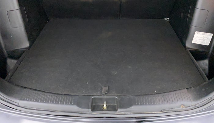 2018 Maruti S Cross ZETA 1.3 SHVS, Diesel, Manual, 50,204 km, Boot Inside
