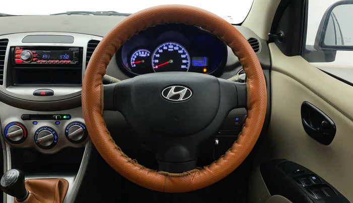 2014 Hyundai i10 MAGNA 1.1, Petrol, Manual, 37,796 km, Steering Wheel Close Up