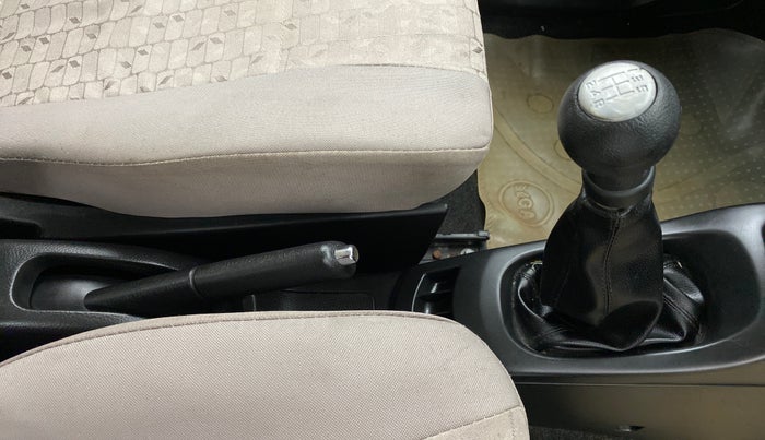2015 Maruti Wagon R 1.0 VXI, Petrol, Manual, 12,881 km, Gear Lever