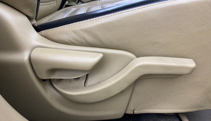 2015 Honda Amaze 1.2L I-VTEC S, Petrol, Manual, 80,673 km, Driver Side Adjustment Panel