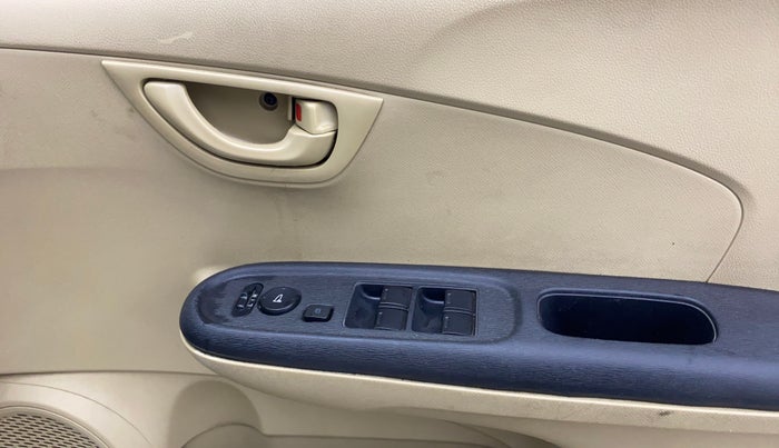 2015 Honda Amaze 1.2L I-VTEC S, Petrol, Manual, 80,673 km, Driver Side Door Panels Control