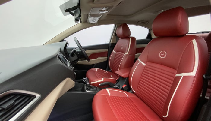 2018 Hyundai Verna 1.6 CRDI SX + AT, Diesel, Automatic, 63,709 km, Right Side Front Door Cabin