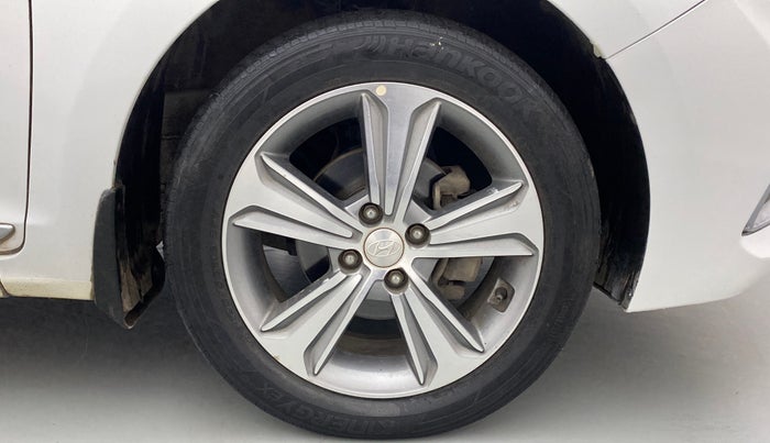 2018 Hyundai Verna 1.6 CRDI SX + AT, Diesel, Automatic, 63,709 km, Right Front Wheel