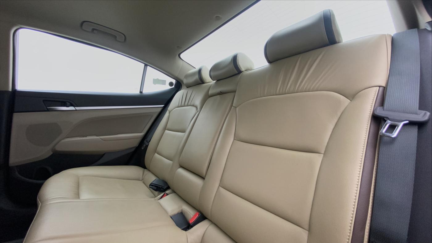 2021 Hyundai New Elantra 2.0 SX MT, Petrol, Manual, 9,125 km, Right Side Rear Door Cabin