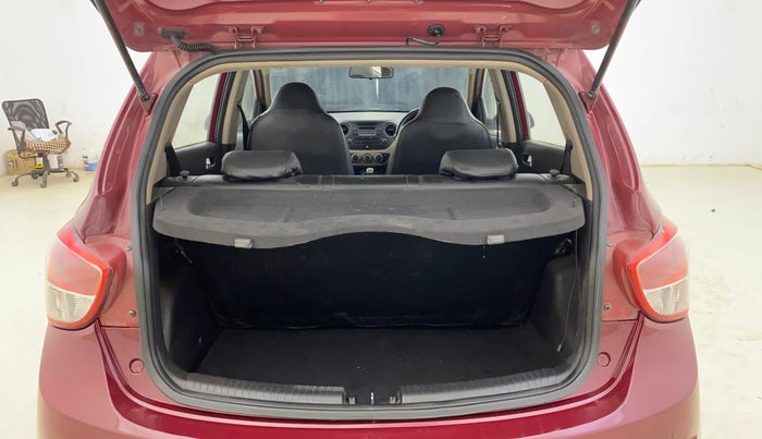 2015 Hyundai Grand i10 ASTA (O) 1.2 KAPPA VTVT, Petrol, Manual, 41,896 km, Boot Inside