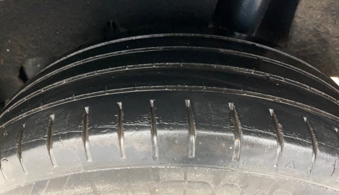 2017 Maruti Baleno ZETA CVT PETROL 1.2, Petrol, Automatic, 63,573 km, Left Rear Tyre Tread