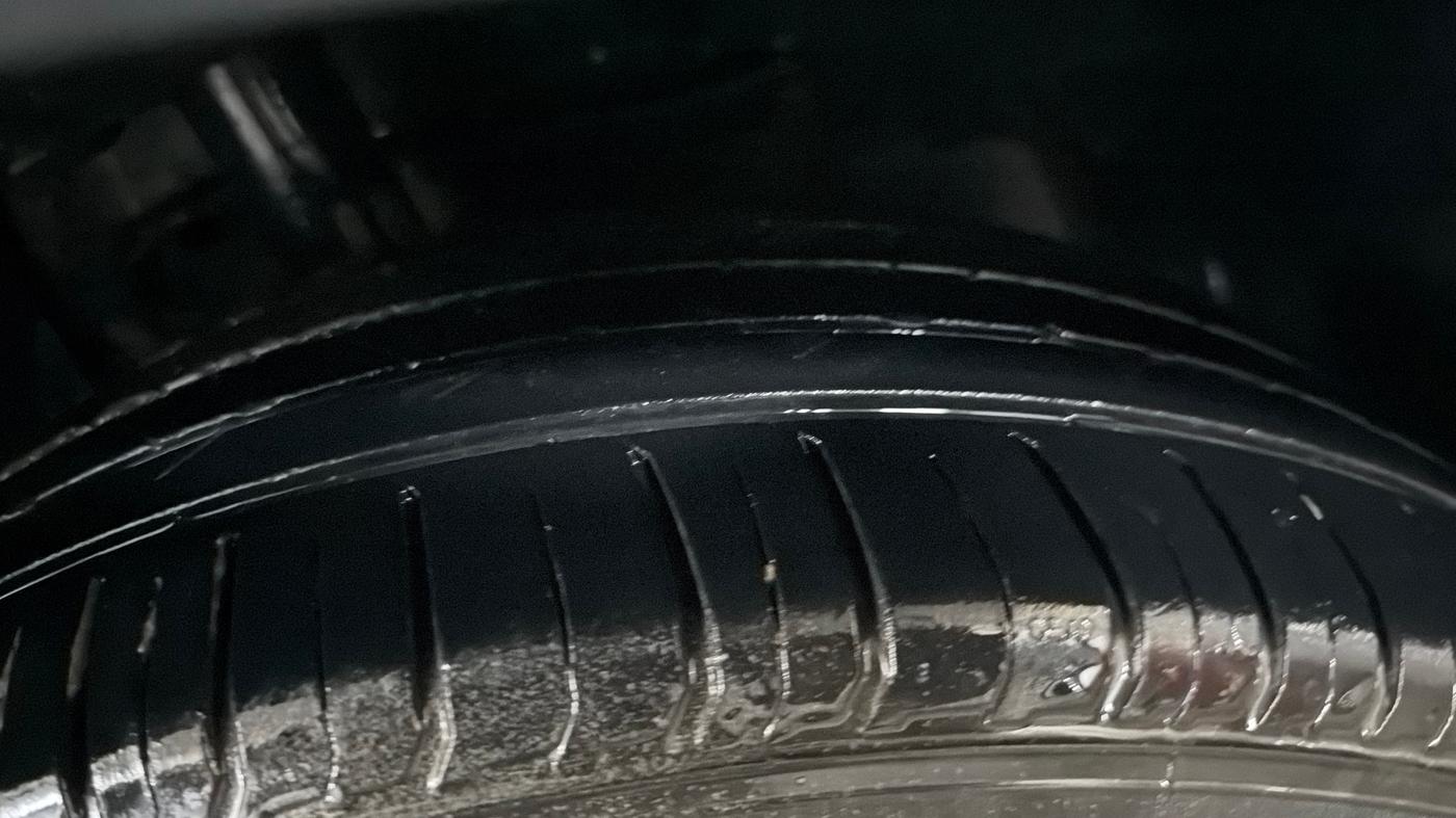 2022 Tata NEXON XZ PLUS PETROL, CNG, Manual, 91,247 km, Right Front Tyre Tread